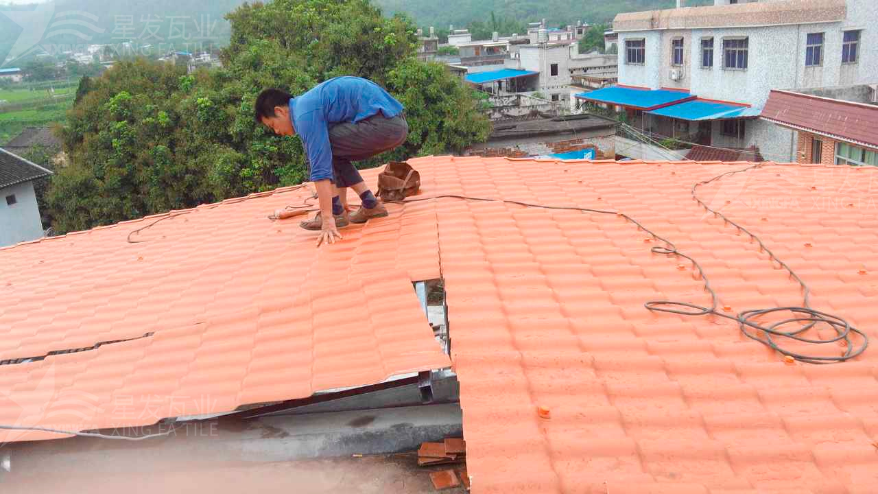 桂林屋顶铺设安装合成树脂瓦时，牢牢记住这3点，就不怕屋顶出问题！