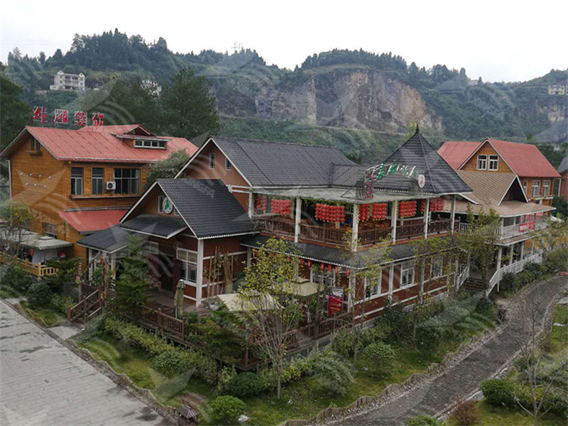 选择桂林合成树脂瓦，为南方屋顶雨季防水护航